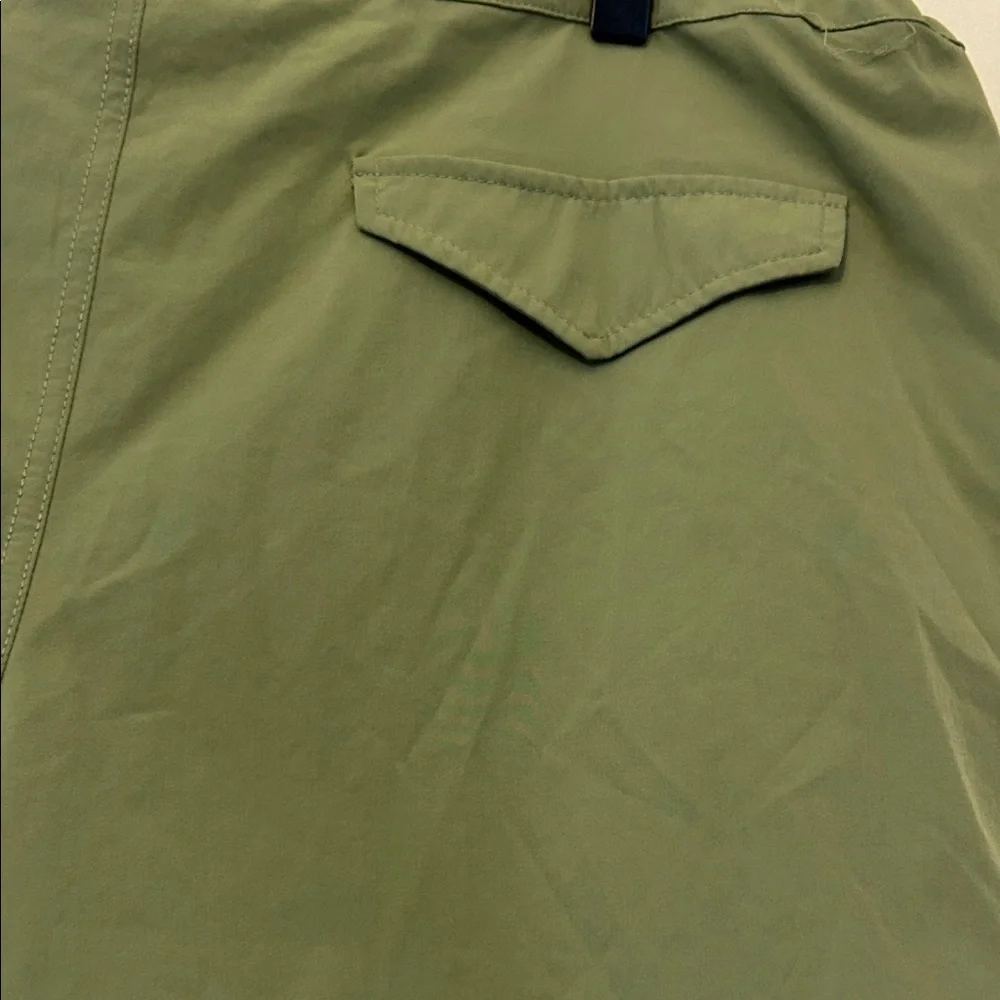 Hyfve Women’s Olive Green Performance Shorts Drawstring Size M EUC
